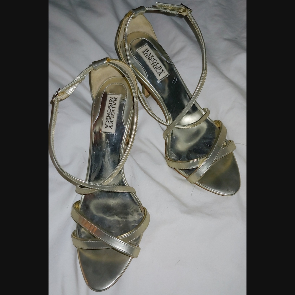 BADGLEY MISCHKA GOLD SANDALS